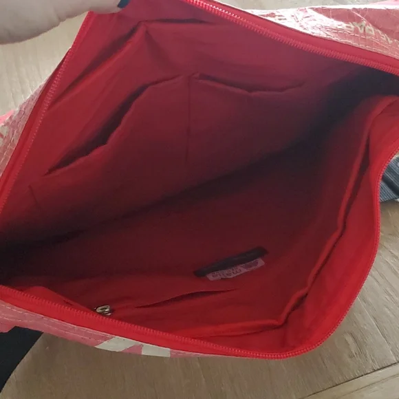 Upcycled messenger bag - Picture 4 of 5